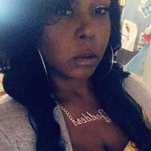 Meet your Posher, Whitney